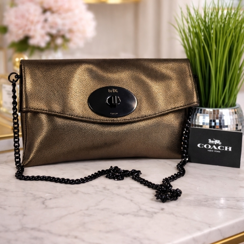 Coach Metallic Gold crossbody Shoulder Bag Clutch Signature Turnlock Chain Purse